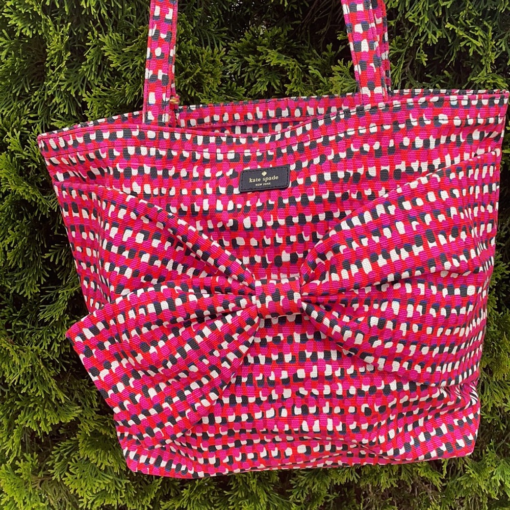 Kate Spade pink & red large bow fabric tote - Picture 2 of 11